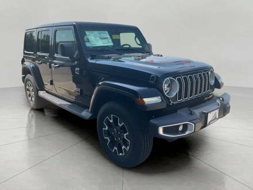 2025 Jeep Wrangler Sahara photo 1