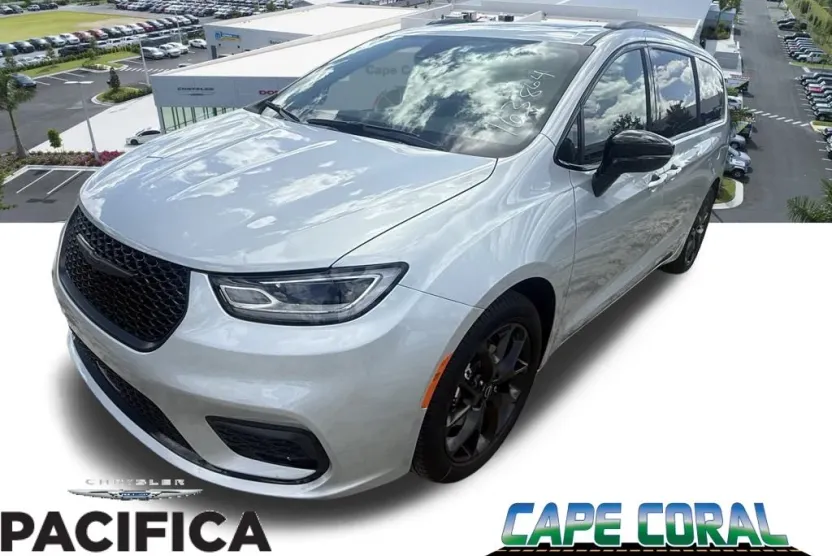 2026 Chrysler Pacifica Limited photo 1