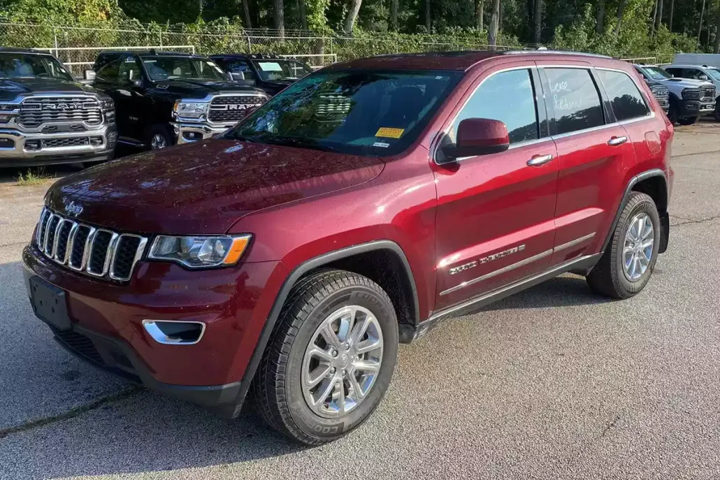 2022 Jeep Cherokee Laredo photo 1