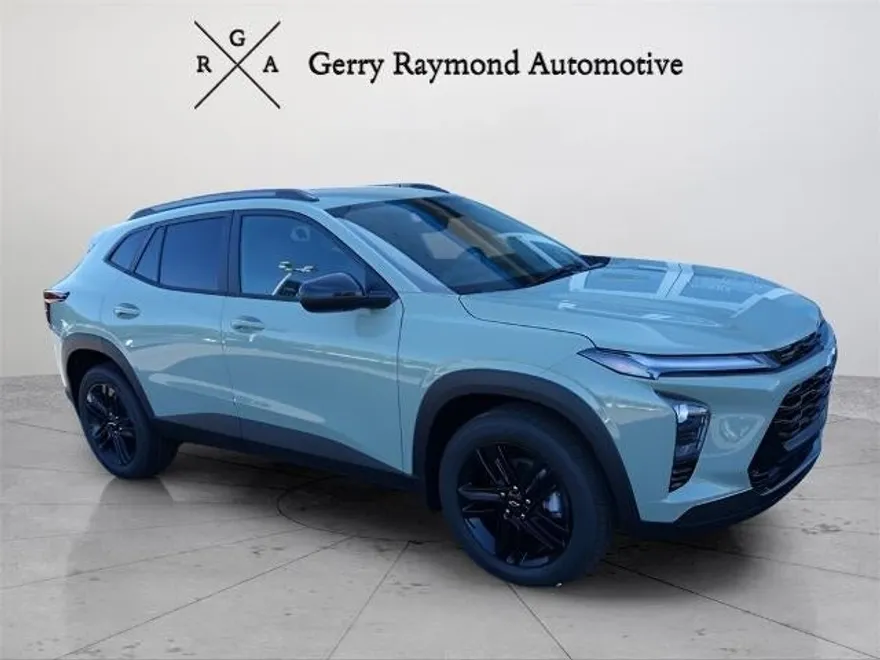 2025 Chevrolet Trax ACTIV photo 1