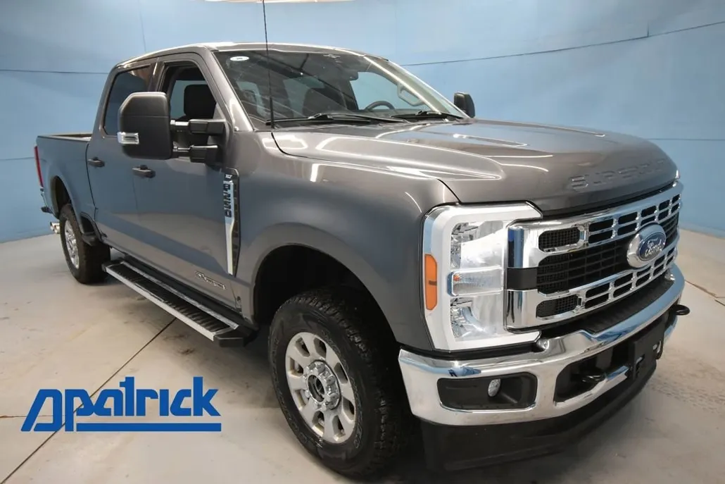 2023 Ford F-250 XLT photo 1