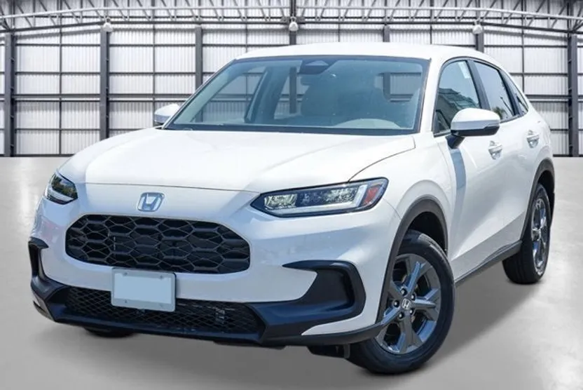 2026 Honda HR-V LX photo 1