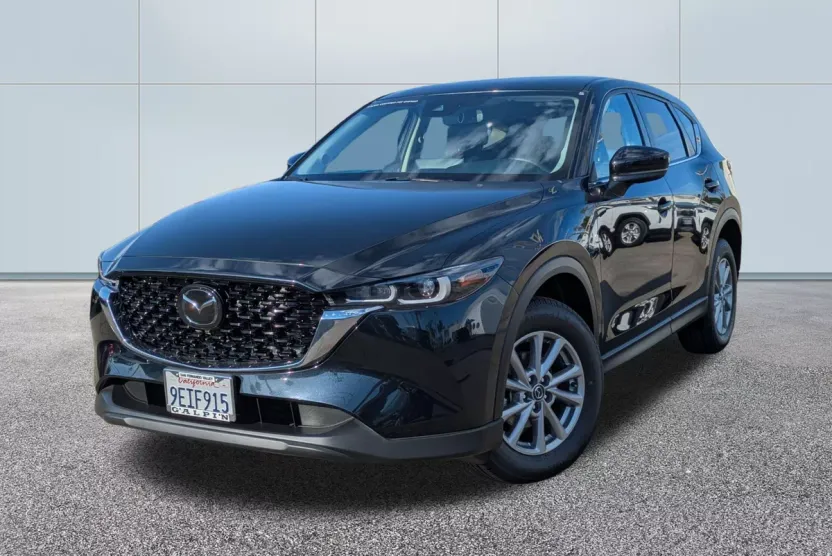 2023 Mazda CX-5 2.5 S Preferred photo 1