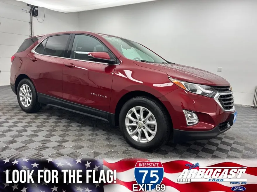 2019 Chevrolet Equinox LT photo 1