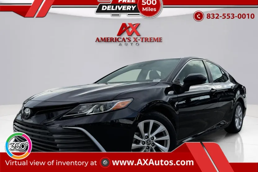 2021 Toyota Camry LE photo 1