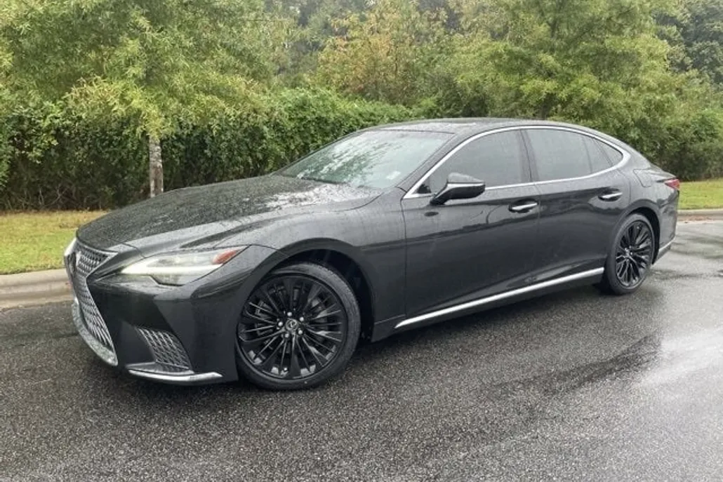 2021 Lexus LS 500 photo 1