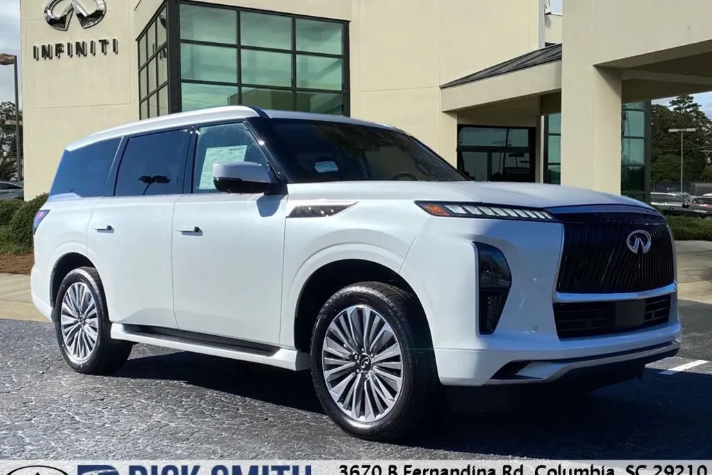 2025 Infiniti QX80 Luxe photo 1