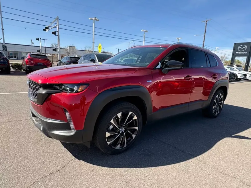 2025 Mazda CX-50 Premium Plus photo 9