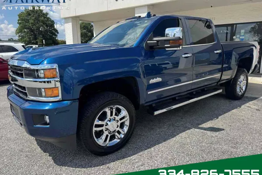 2019 Chevrolet Silverado 2500HD High Country photo 1