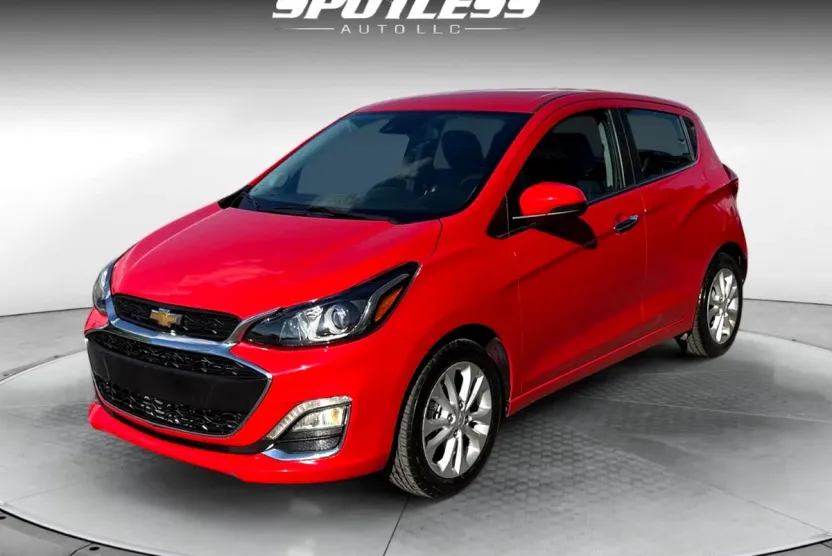 2020 Chevrolet Spark 2LT LT photo 1
