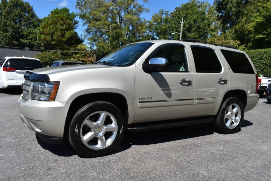 2014 Chevrolet Tahoe LTZ photo 1