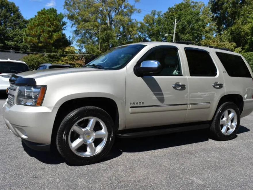 2014 Chevrolet Tahoe LTZ photo 1