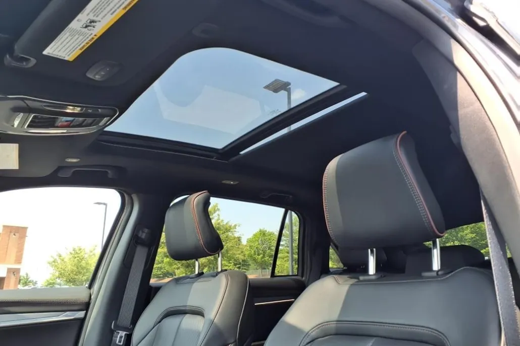 2025 Jeep Wagoneer S Launch Edition photo 1