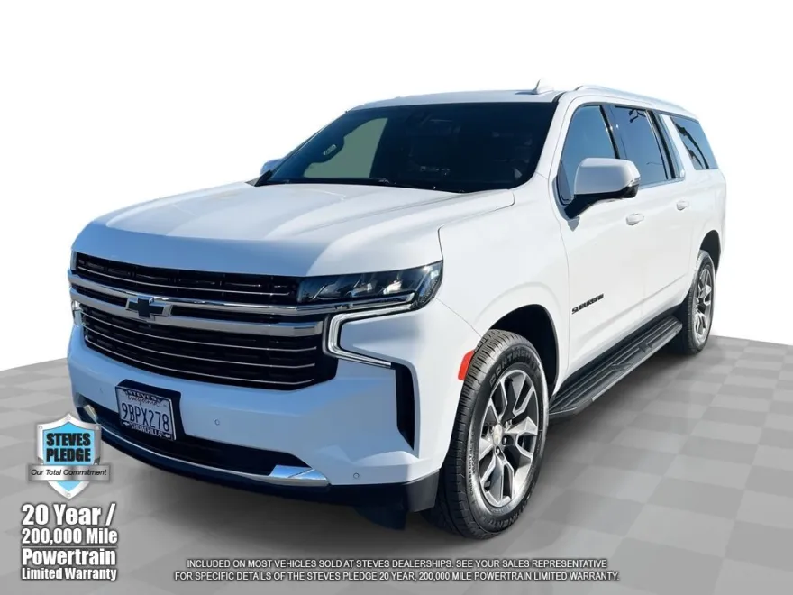 2022 Chevrolet Suburban LT photo 1
