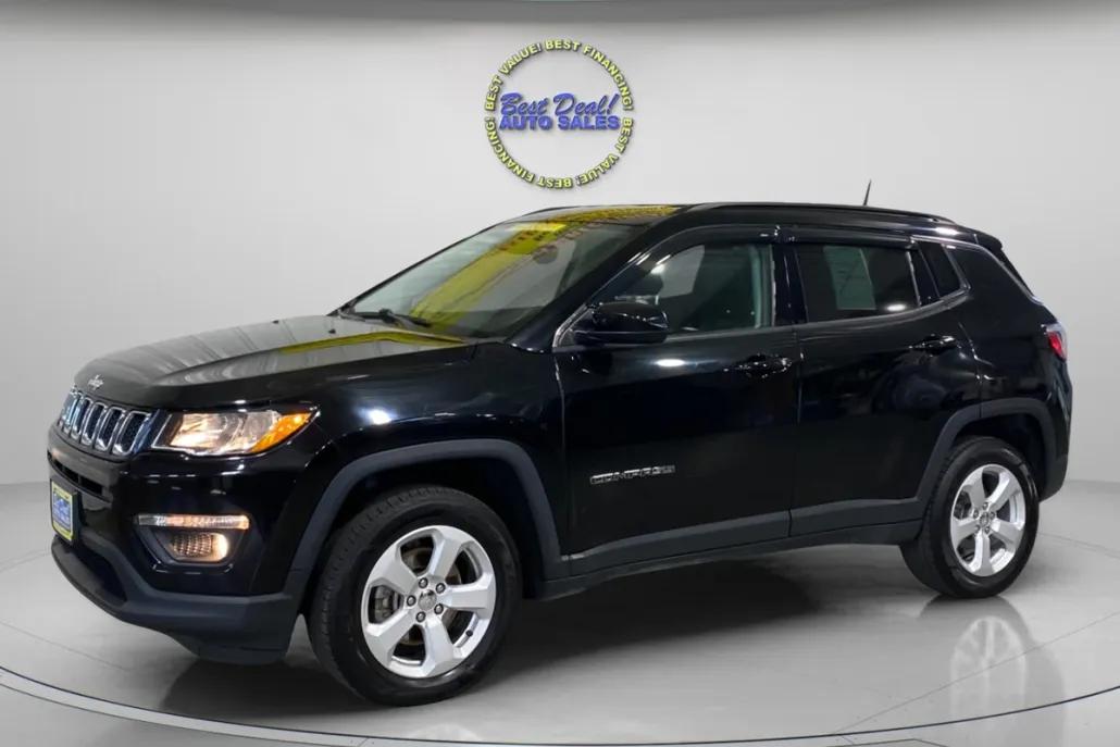 2018 Jeep Compass Latitude photo 1