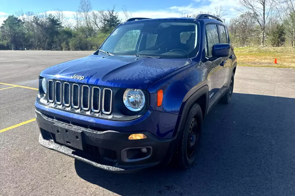 2016 Jeep Renegade Latitude photo 1