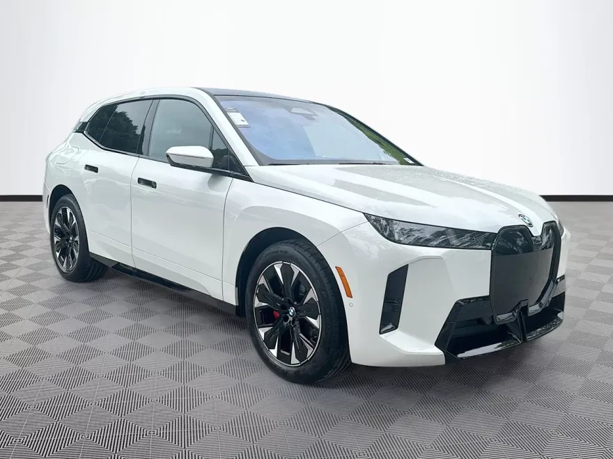2026 Bmw iX photo 1