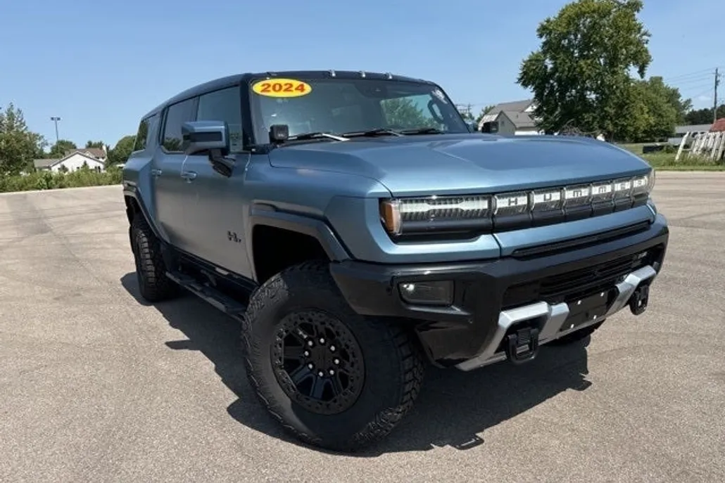 2024 Gmc Hummer EV SUV photo 1