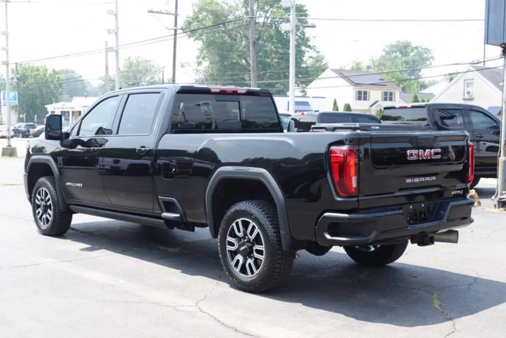2023 Gmc Sierra HD AT4 photo 1