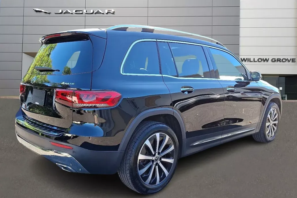 2022 Mercedes Benz GLB 250 4MATIC photo 1