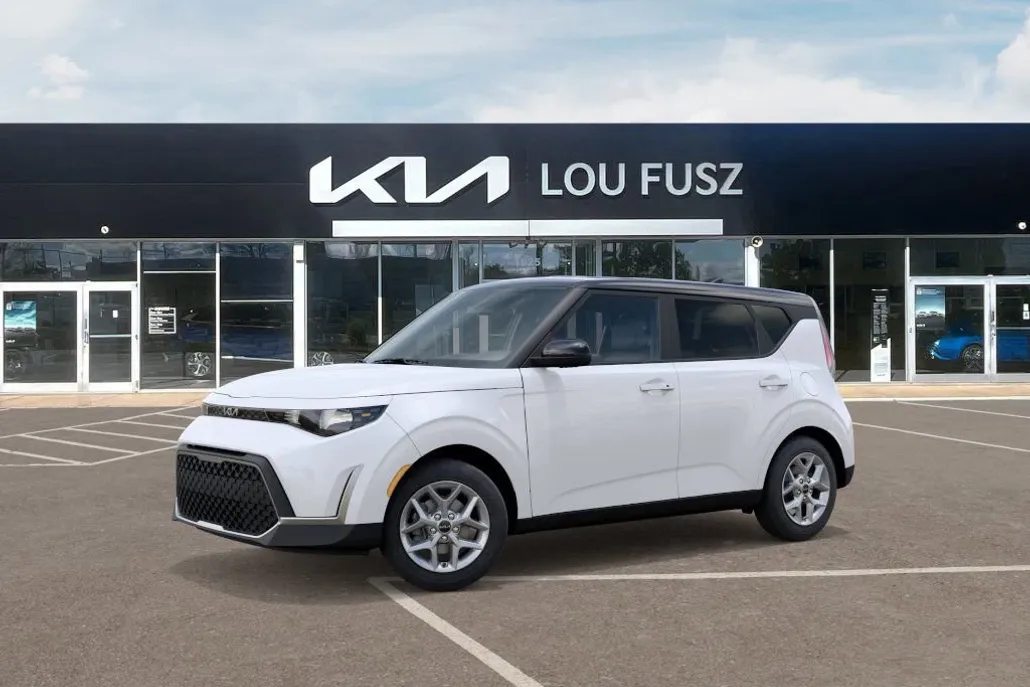2025 Kia Soul S photo 1