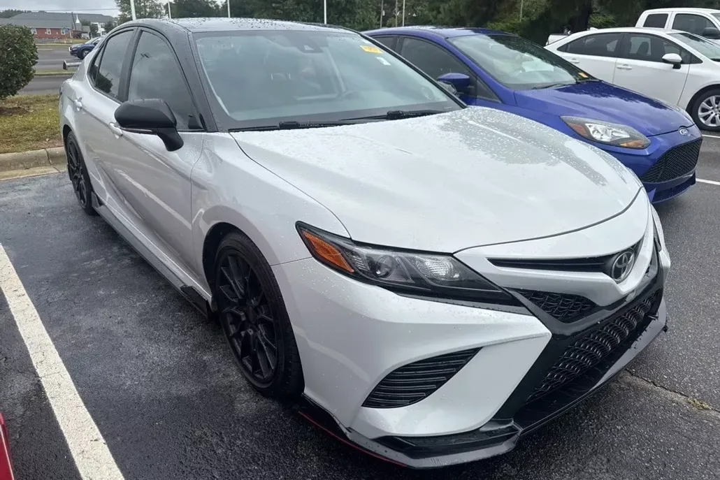2021 Toyota Camry TRD V6 photo 1