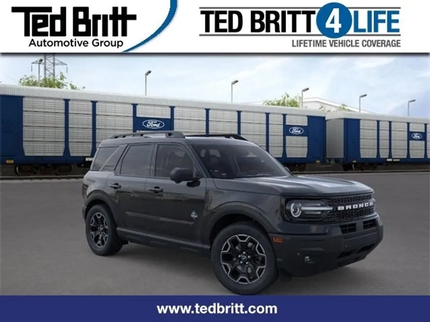 2025 Ford Bronco Sport Outer Banks photo 1