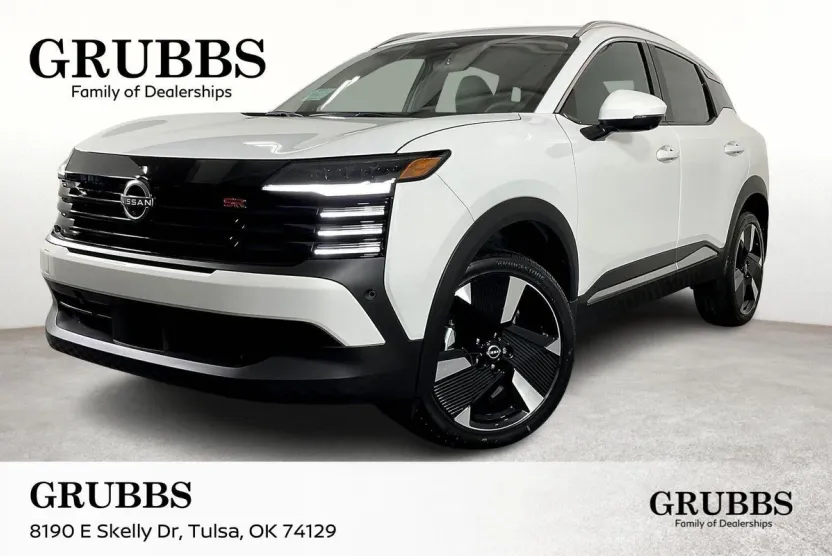 2025 Nissan Kicks SR photo 1