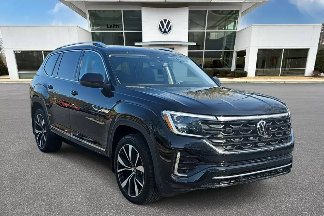 2025 Volkswagen Atlas SEL Premium R-Line photo 1