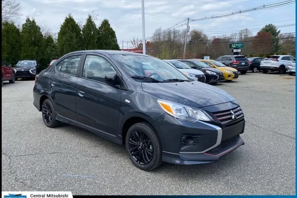 2024 Mitsubishi Mirage G4 photo 1