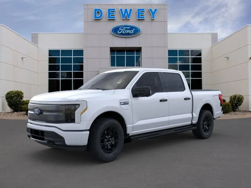 2025 Ford F-150 Lightning XLT photo 1