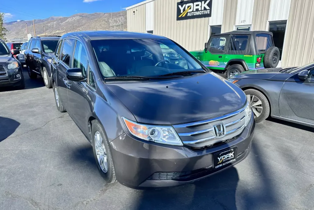 2013 Honda Odyssey EX-L photo 1