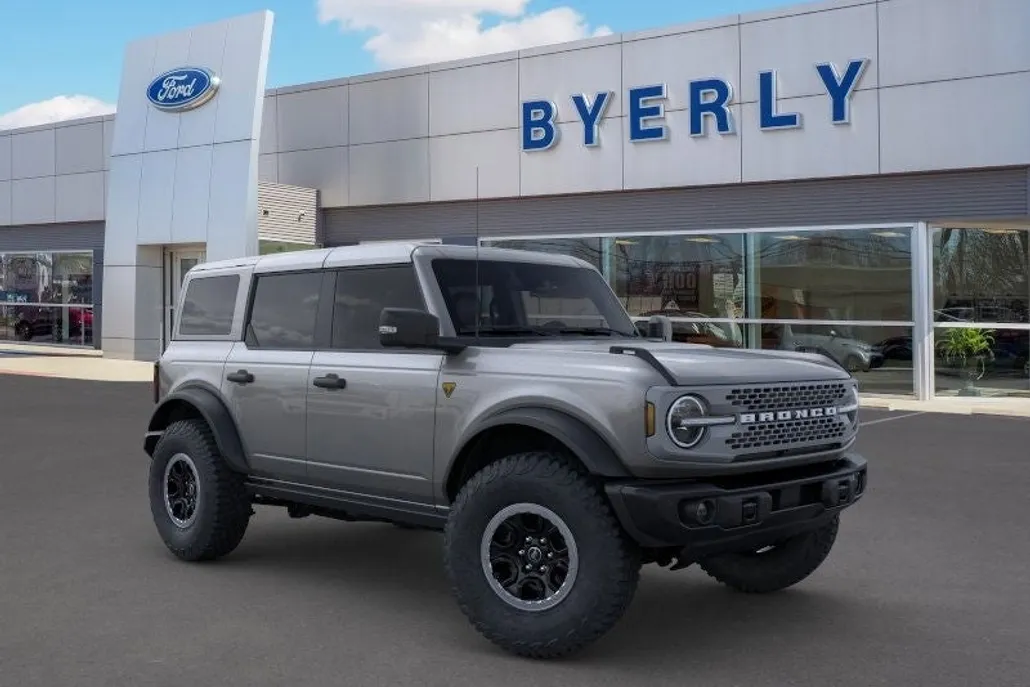 2025 Ford Bronco Badlands photo 1