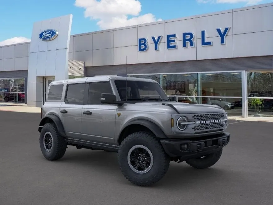 2025 Ford Bronco Badlands photo 1