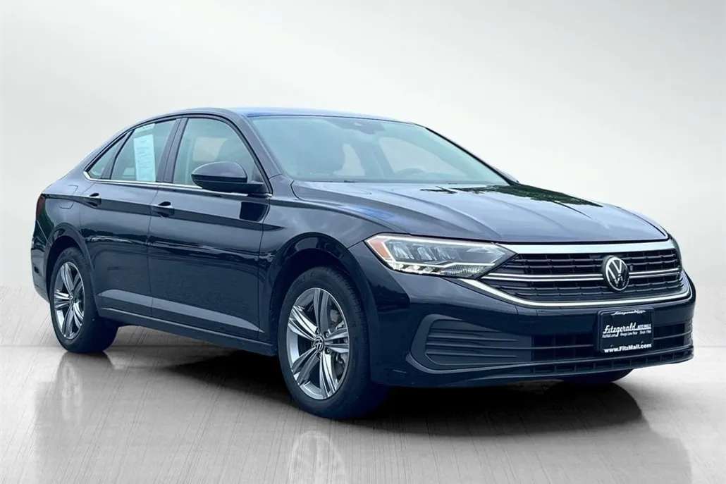 2024 Volkswagen Jetta SE photo 1