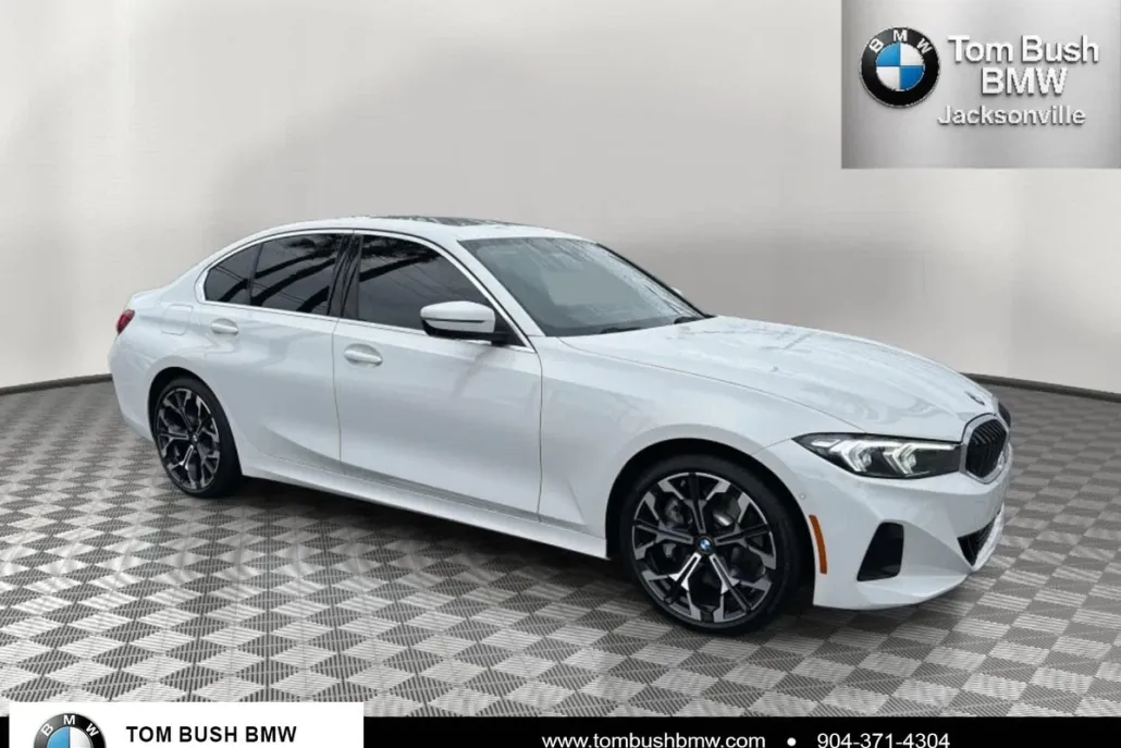 2025 Bmw 330i photo 1