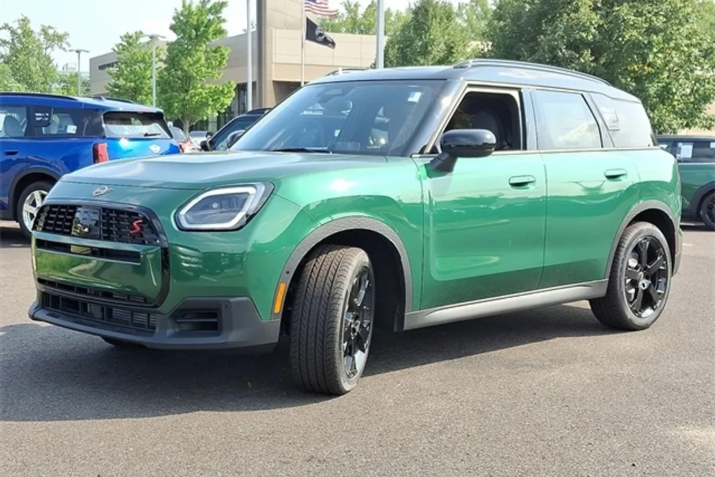 2025 Mini Countryman S ALL4 photo 1