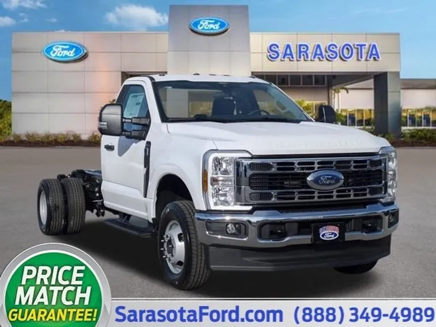 2025 Ford F-350 photo 1