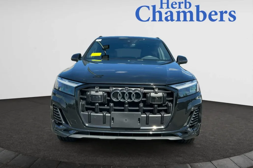 2025 Audi Q7 Premium Plus photo 1