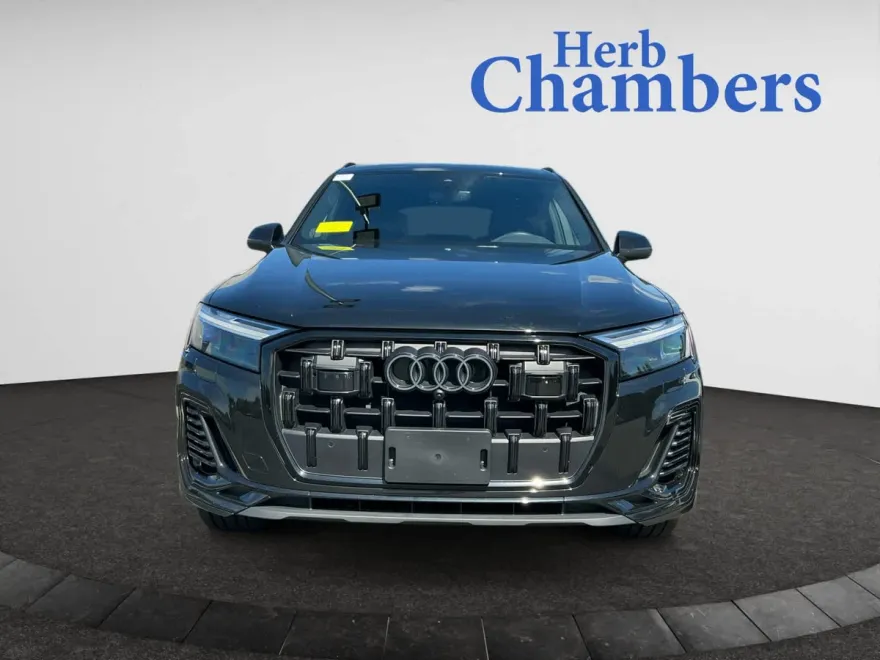 2025 Audi Q7 Premium Plus photo 1