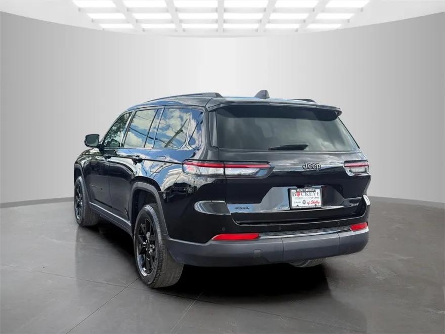2024 Jeep Grand Cherokee Altitude photo 1