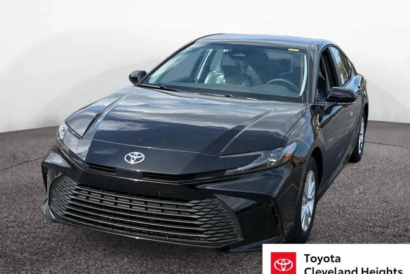 2026 Toyota Camry LE photo 1