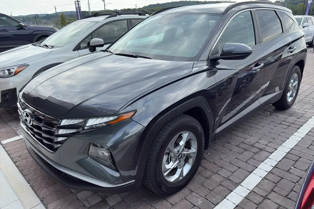 2023 Hyundai Tucson SEL photo 1