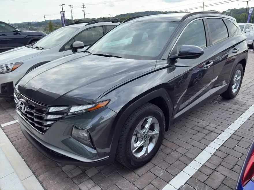 2023 Hyundai Tucson SEL photo 1