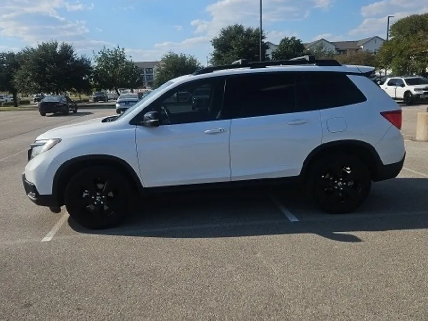 2020 Honda Passport Elite photo 1