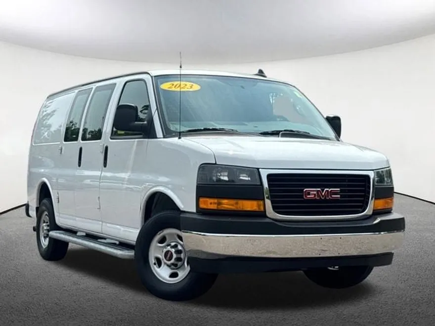 2023 Gmc Savana 2500 Cargo photo 1