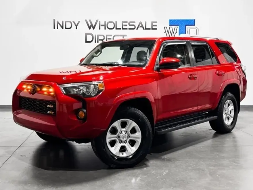 2016 Toyota 4Runner SR5 photo 1