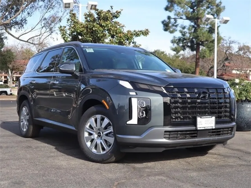 2025 Hyundai Palisade SEL photo 1
