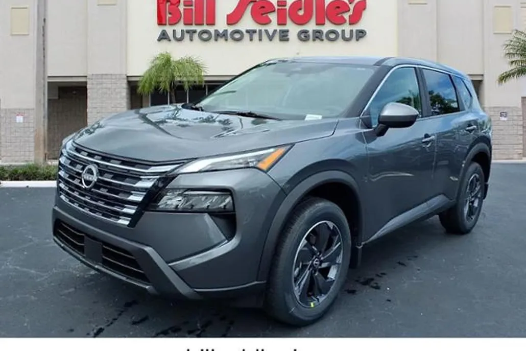 2026 Nissan Rogue SV photo 1