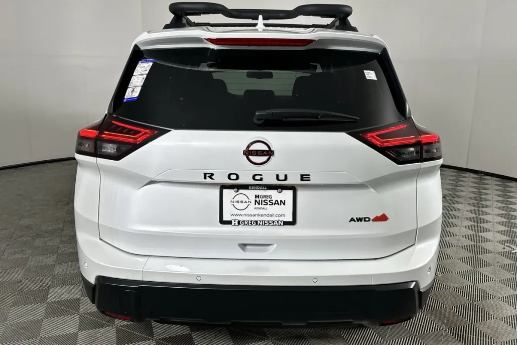 2025 Nissan Rogue SV photo 1
